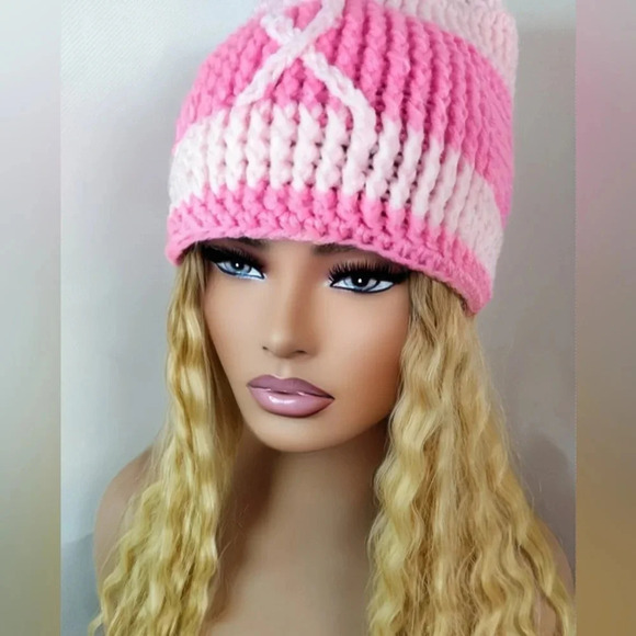New Handmade Pink Breast Cancer Awareness Beanie Crochet Hat Women's Acc… - Picture 1 of 2